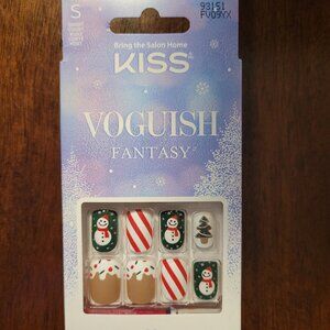 KISS Voguish Fantasy Holiday Nail Set - Red, Green, Brown. Snowman, Festive